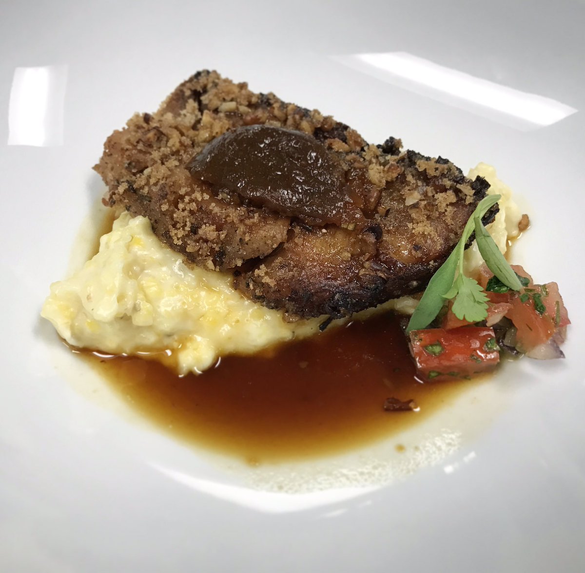 NOWFE's tweet photo. '17, Day 3, Stop 24, Dish 33 "Crispy Praline Pork Belly w/Smoked Gouda Grits" by Chef Quitney &amp; @SheratonNOLA Team! #NOWFE2017 #EatingNOWFE https://t.co/SdAu91DhBK