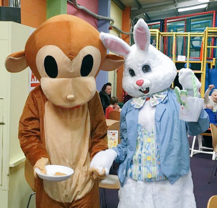 ChucklesInfo's tweet image. Enjoy the company of the easter bunny at our tea party! Buy tickets before they all go! #ChucklesEasterParty