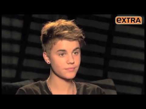funnyordead_'s tweet photo. Mike Tyson interrupts Justin Bieber's interview. https://t.co/4ZSJcjdEyi #DisFunOrUDie https://t.co/3Uxvdt7BAf
