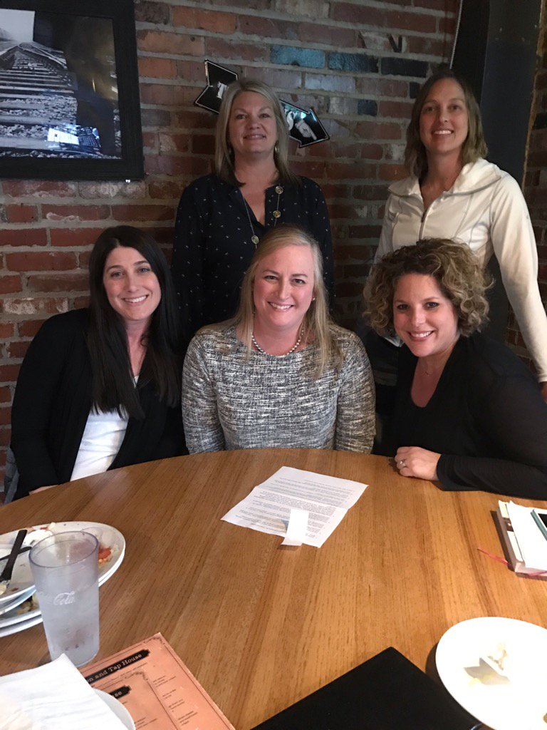 sarahneckert's tweet photo. The Other Wes Moore #r7reads Great discussion with wonderful women! @WesMoore1 thanks for sharing your story https://t.co/9sIJOvq3EQ
