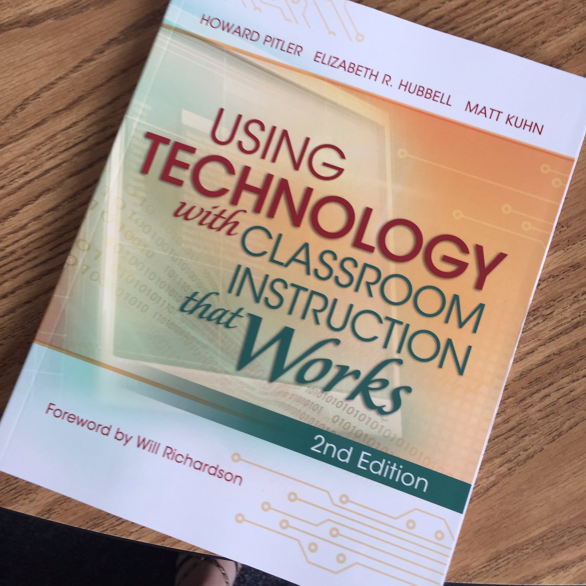 khoov78's tweet image. Professional literature that will help me grow as an educator #wzrdpd