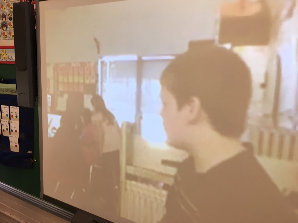 itsa_good_life's tweet photo. Look out the window! It's two feet of snow!!! Don't guess Hawaii!! Don't guess Florida!! #mysteryskype #cddolphins https://t.co/WroQM3sCwK