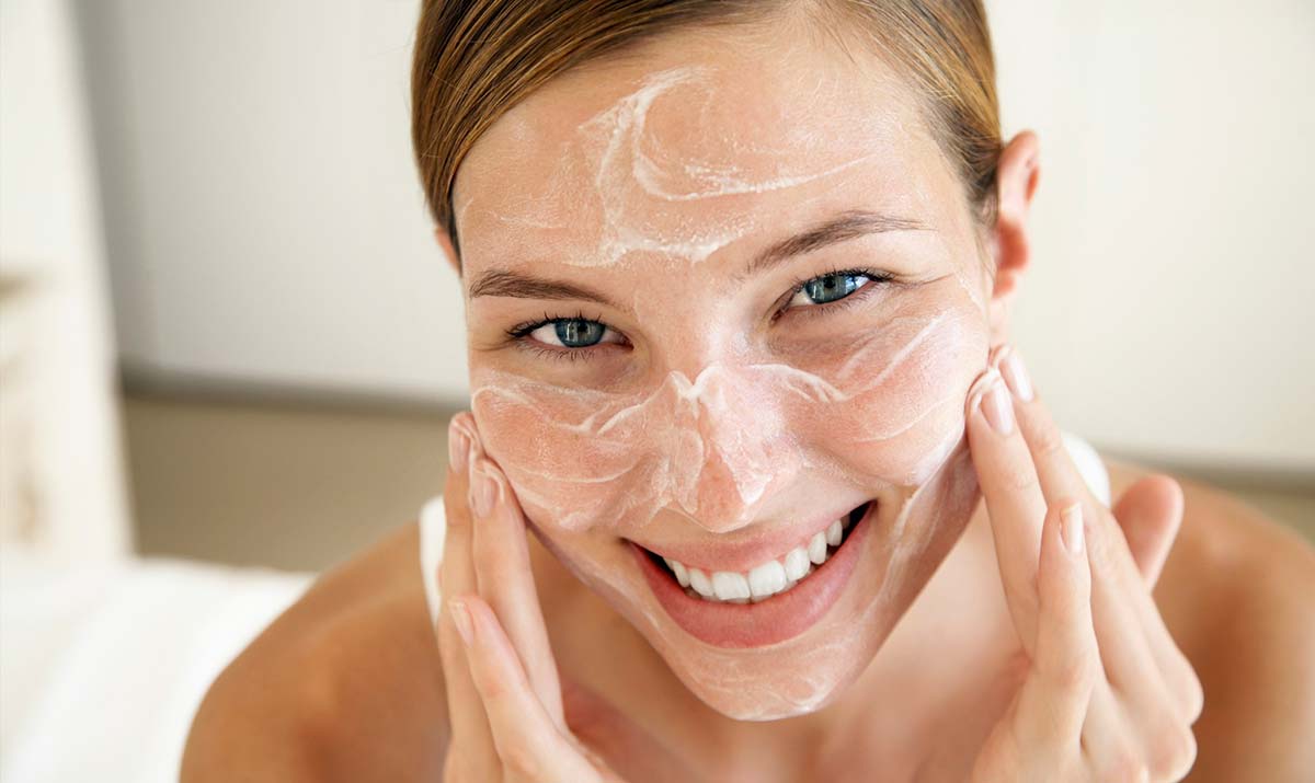 DoraBruschiRoma's tweet image. Venite a scoprire la linea #esfolianti @NSintesi 🌷da provare il peeling bifasico a base di Urea in granuli e gel attivate! #skincare
