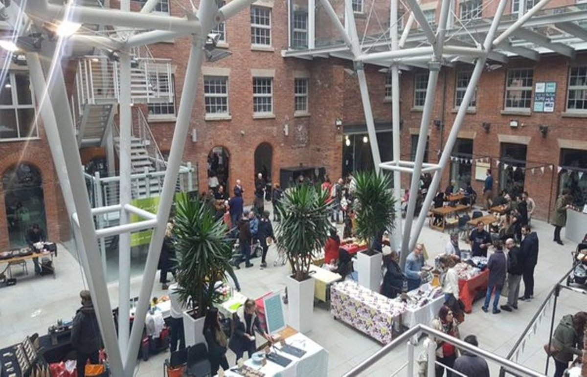 What's on this weekend? This Saturday it's <a href="/CastlefieldEvnt/">Royal Mills Market</a> at #RoyalMills #ancoats Click to find out more 👉myartisanmarkets.co.uk/markets/royalm… #artisan