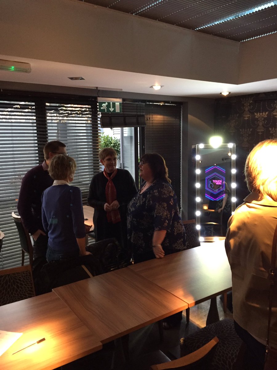 Zeffy Thompson tweet media