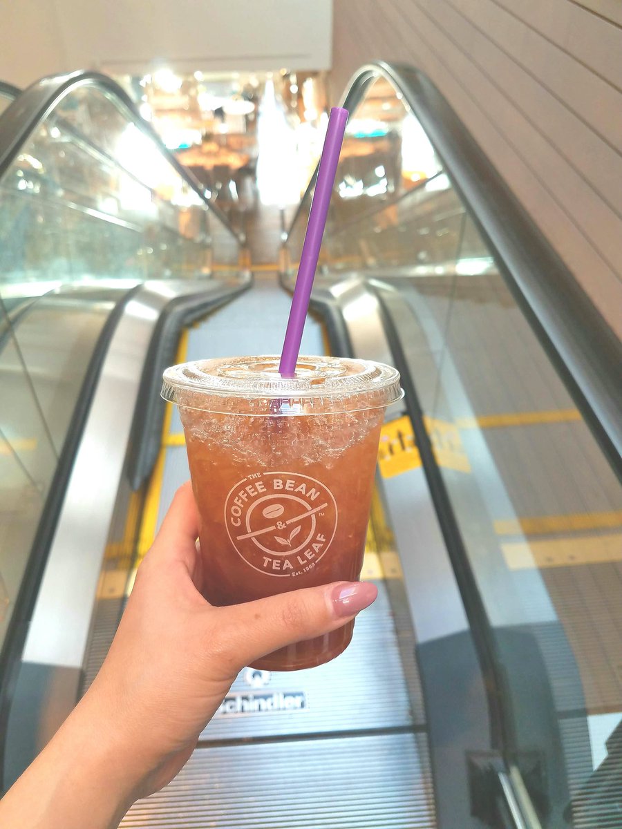 Ok ok @TheCoffeeBean you are slowly but surely turning me into a iced tea fan. 😋 #icetealemonade