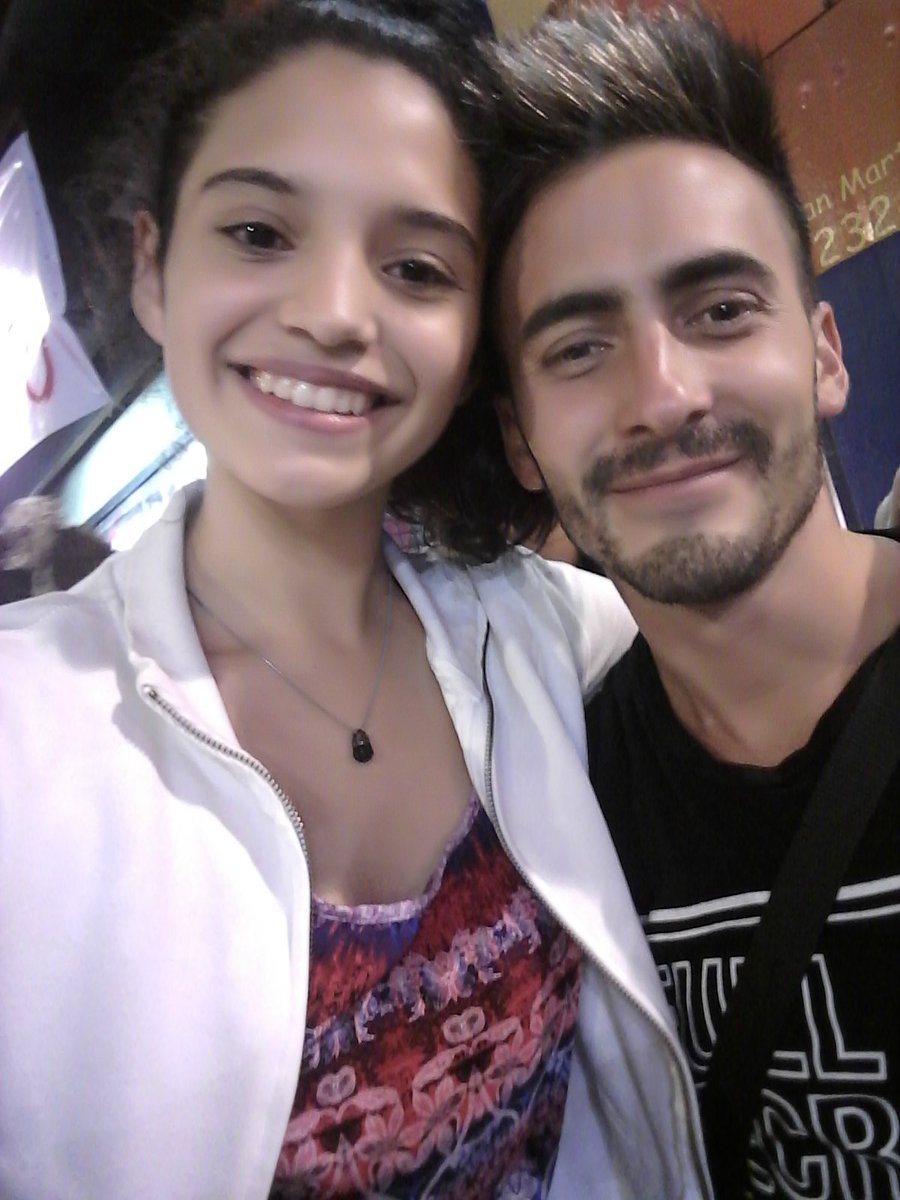 sofiaaaa02's tweet photo. CON EL GROSOOO DE @mauricio_trech 💪💪❤❤❤ https://t.co/zhordLK165