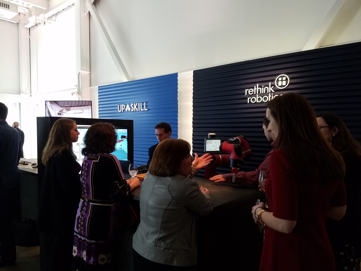 BostonomiX's tweet photo. We're at @GE_Ventures manufacturing showcase, highlighting advanced manufacturing technology and the future of work. #gefutureofwork https://t.co/kPOSjvogHZ