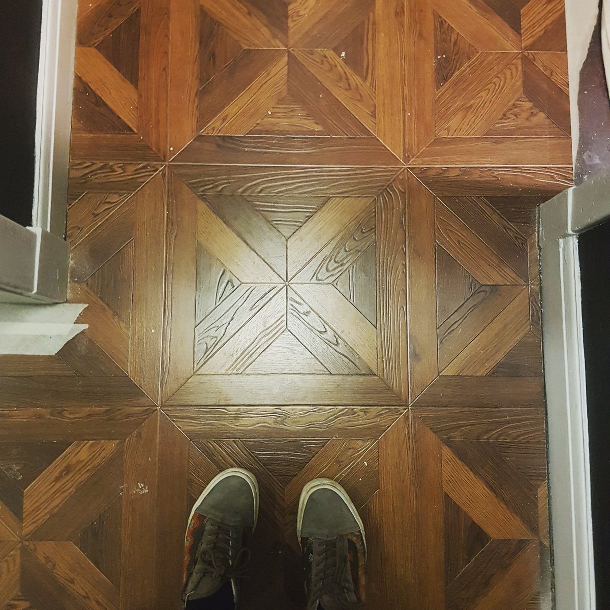 TablesAtBennets's tweet photo. We are open again from 5pm tomorrow for service as usual πΎπΈπ½ #refurbtime #edinfoodies https://t.co/Dn7KUML1T0
