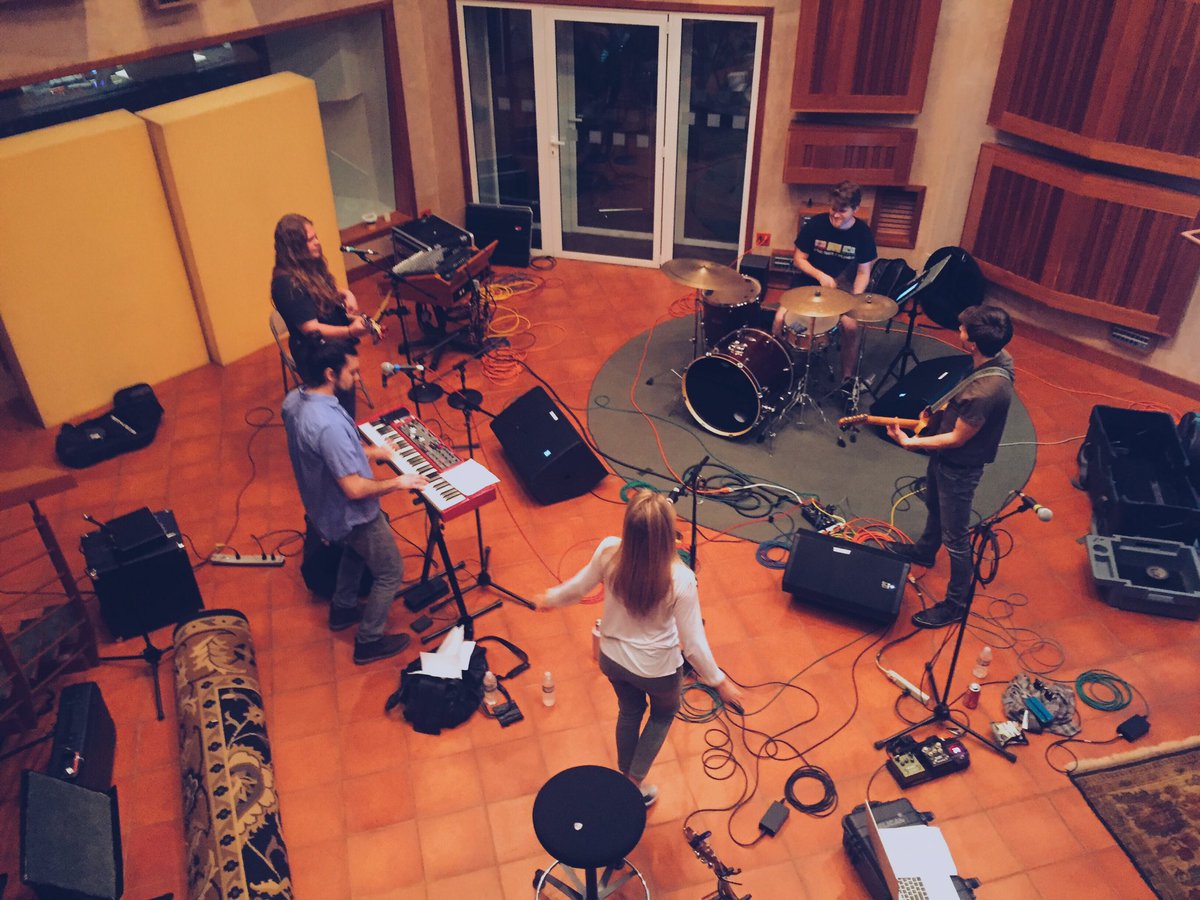 emilyann_music's tweet photo. Rehearsing with these incredible guys before I head back to Knox for the weekend💛💛💛 https://t.co/1os3jkWIe1