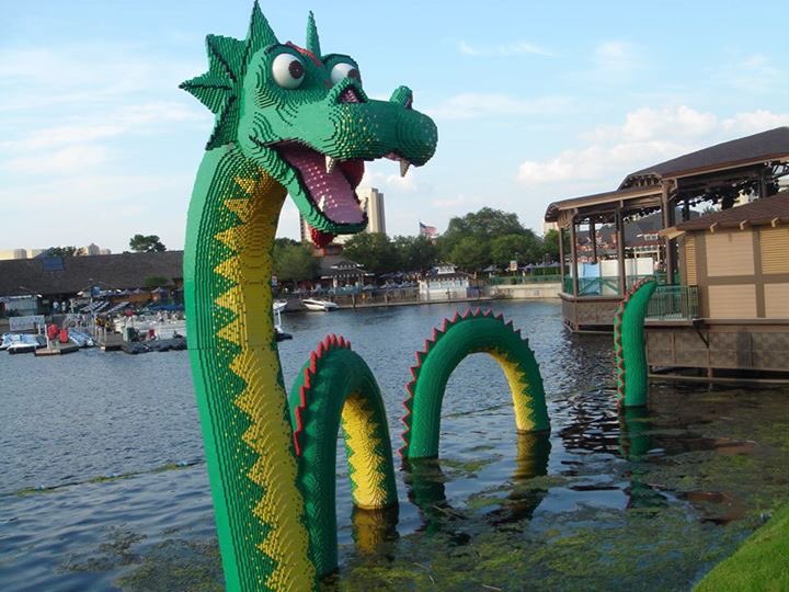 DenRetroEvents's tweet image. Legos are for ALL AGES. Build dreams and memories at the Toy and Doll Supershow, 4/9/17 Sunday danacain.com/collector-supe… #legos #barbie