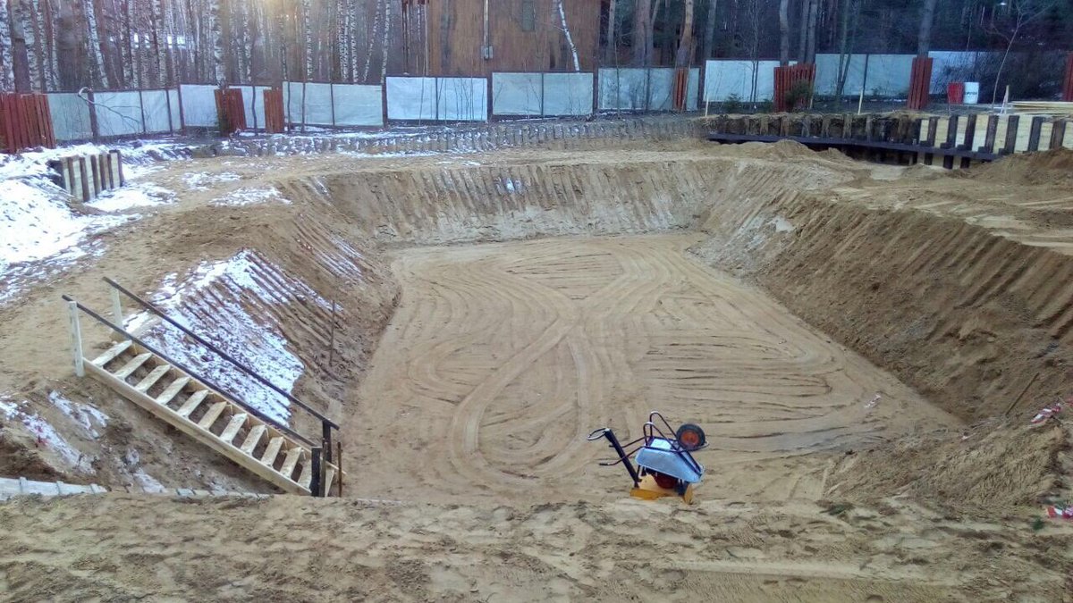 Nedrabau's tweet photo. Done! #concrete #construction #foundation #piling #sheetpile https://t.co/TcBcCKfIBy