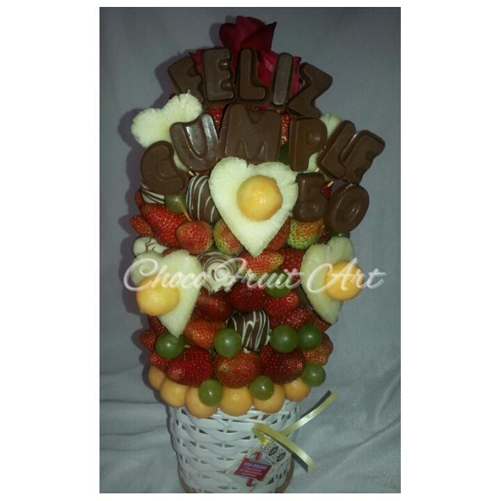 DulceChocoFruit's tweet photo. Feliz cumple arreglos con las frutas mas frescas de Paraguana. 04143868692 https://t.co/rmvbpN0LQH