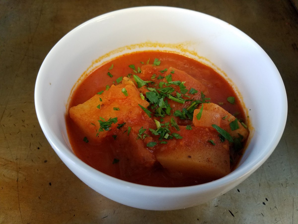 FISD_Tates's tweet photo. @FlikISDining of @NCCountrySchool is #proudtopresent #vegan #Hungarian #goulash for #todays venture on the #TFExpress https://t.co/AGnZqnCuuw