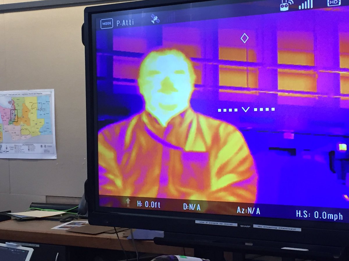 CJSatter's tweet photo. Playing with a FLIR drone at #FITBC5! https://t.co/ly8EsfOrK0
