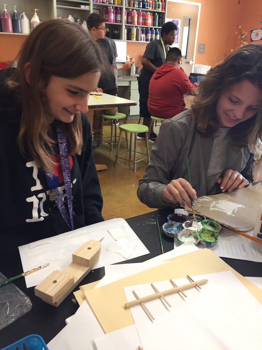 Ratka_K's tweet image. Creating symbolic artifacts & coding a path to tell #civilwarnarratives #codinghistory #TCSMS #PBL #sixthgrade @ToddLaVogue @mrshammaker