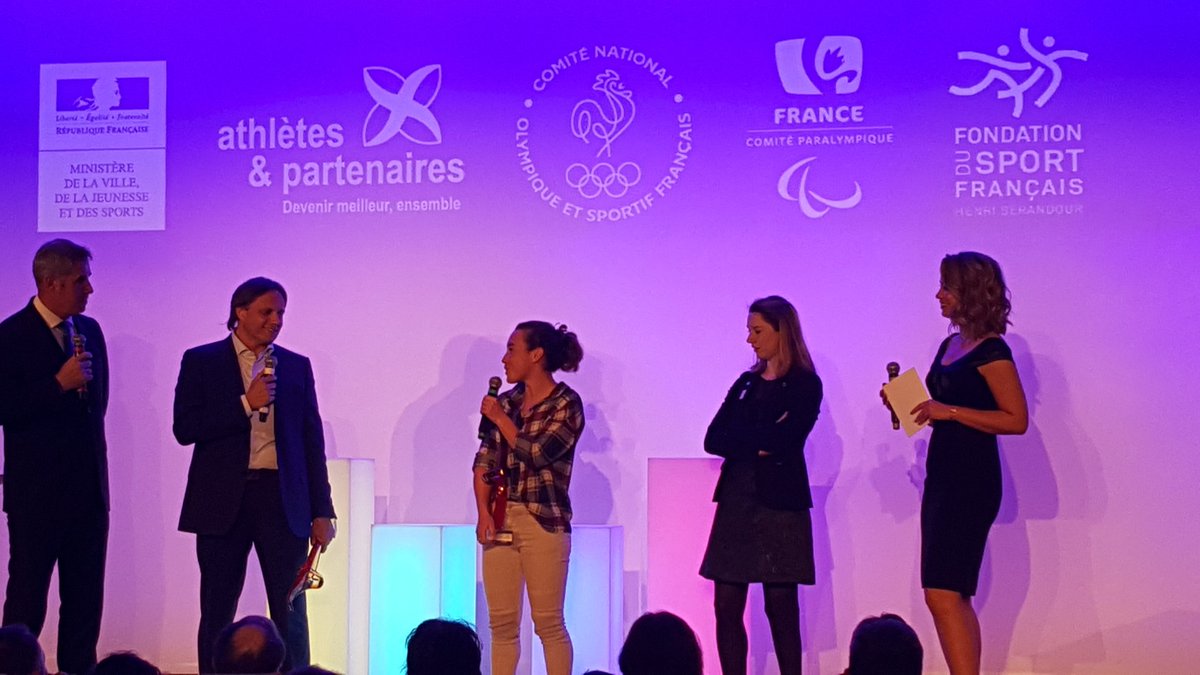 FFTRI's tweet photo. Le partenariat entre Audrey Merle et Head cycles récompensé par le prix de l'innovation.
#PacteDePerformance https://t.co/5pMKXGnawR
