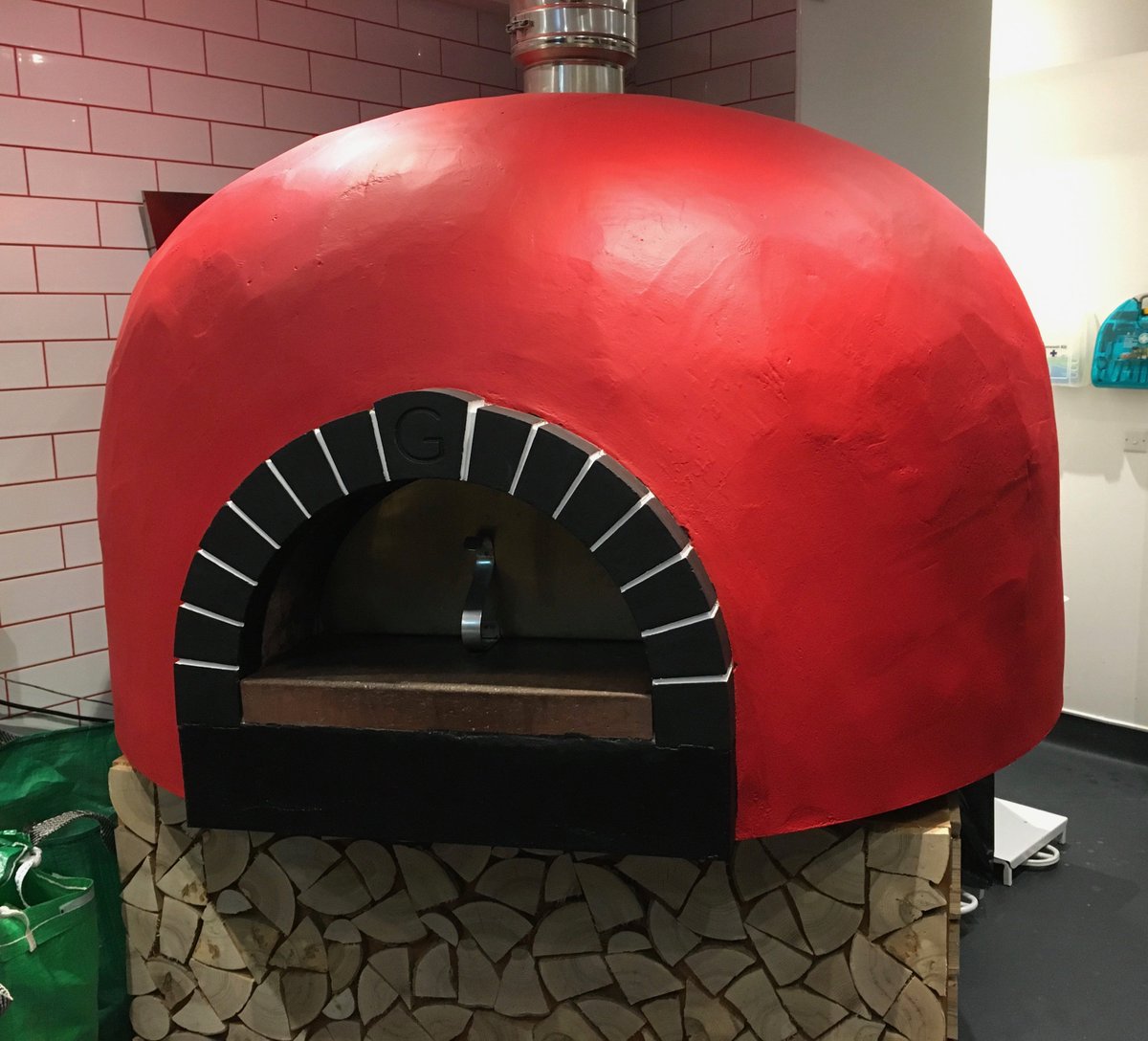 Mama J's Italian tweet media
