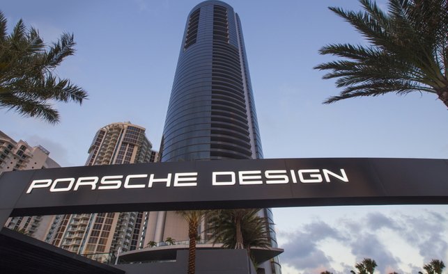 lucgagne's tweet photo. À vendre à Miami: appartement-terrasse de 4 étages en bord de mer avec garages pour 11 autos à l'étage: 32,5 MM $ US.https://t.co/AUKKpE1E94 https://t.co/4AjfofSOEK