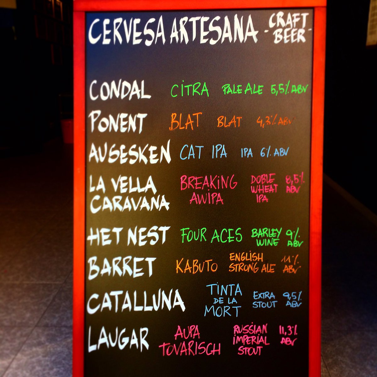 Barrils / On Tap
<a href="/cervesacondal/">Cervesa Condal</a> <a href="/CervesesPonent/">Cerveses Ponent</a> <a href="/ausesken/">Cerveses Ausesken</a> <a href="/VellaCaravana/">La Vella Caravana</a> <a href="/HetNest1/">Het Nest</a> <a href="/BarretCerveses/">Barret Cerveses</a> <a href="/laugarbrewery/">Laugar</a> #Catalluna #Gràcia #beer