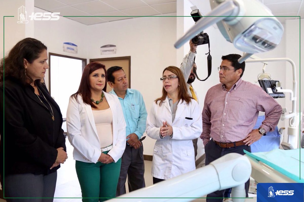 IESSec's tweet photo. El Centro Materno Infantil y Emergencias #IESSZaruma se suma a la infraestructura hospitalaria que se construye en otras ciudades del país. https://t.co/hq3oqRuyEo