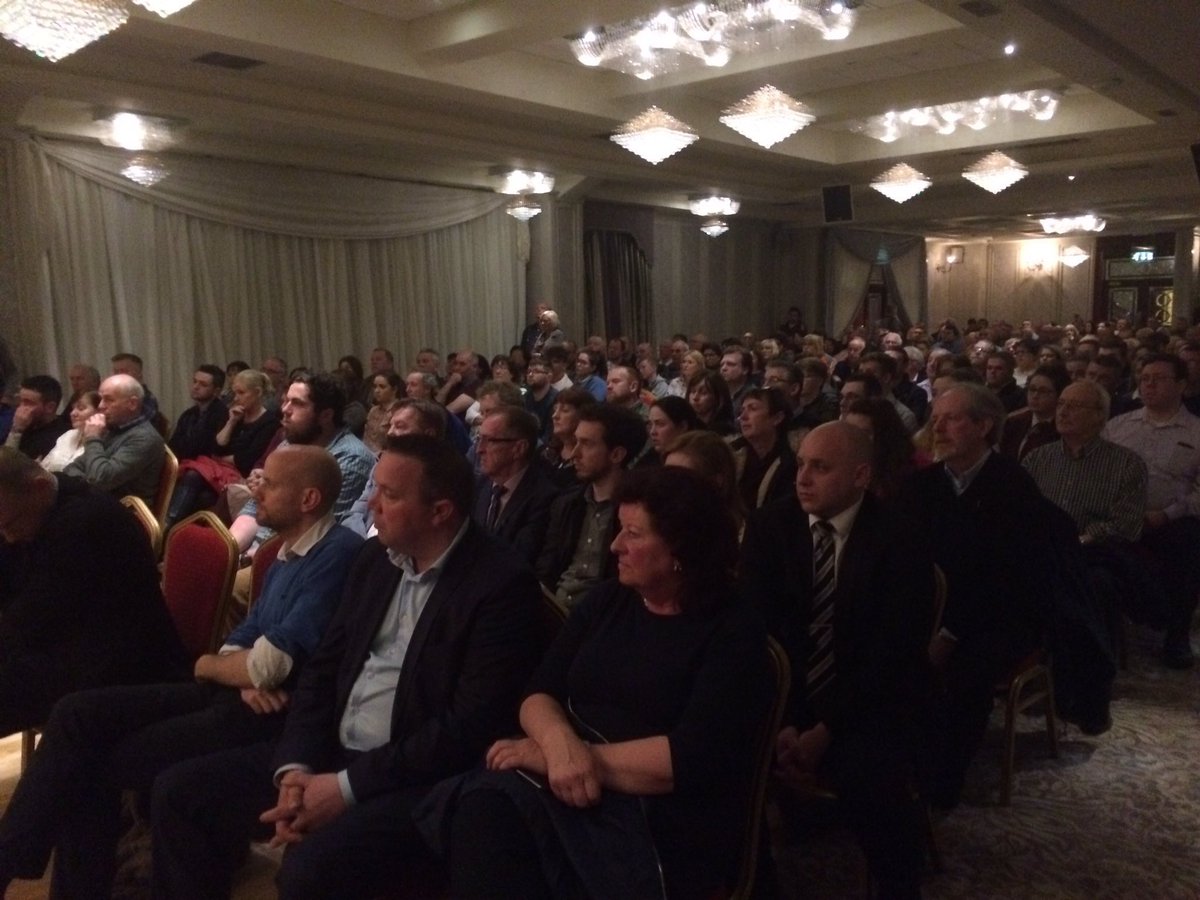 newryarmaghsf's tweet photo. Huge crowd at the No Border, No Barriers,No Brexit public meeting in the Carrickdale Hotel tonight #brexit @cathalboylansf #respecttheremain https://t.co/q2bZ5KzYbH