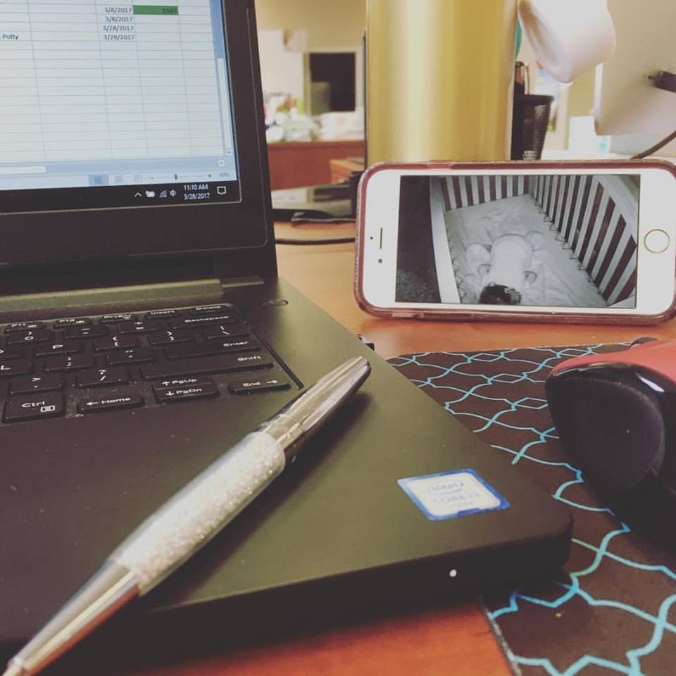 babydelightinc's tweet photo. A tough day at work is remedied by checking in on your sleeping baby! #babydelight #sleepingbaby #babymonitor #monitor #sleep #naptime https://t.co/VSD4YXZRZX