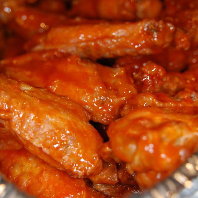 dineinbk's tweet photo. I want to grow my own food, but I can't find any chicken wing seeds. https://t.co/BZHQABIGhx https://t.co/kTeiHIYEMc