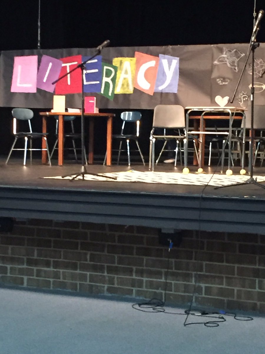 AthensHSMagnet's tweet photo. 2 fantastic @adhsjags events today- literacy showcase and financial literacy simulation! Thanks @ncsecu &amp; @AthensDrivePTSA ! https://t.co/5BdsaOrhTI