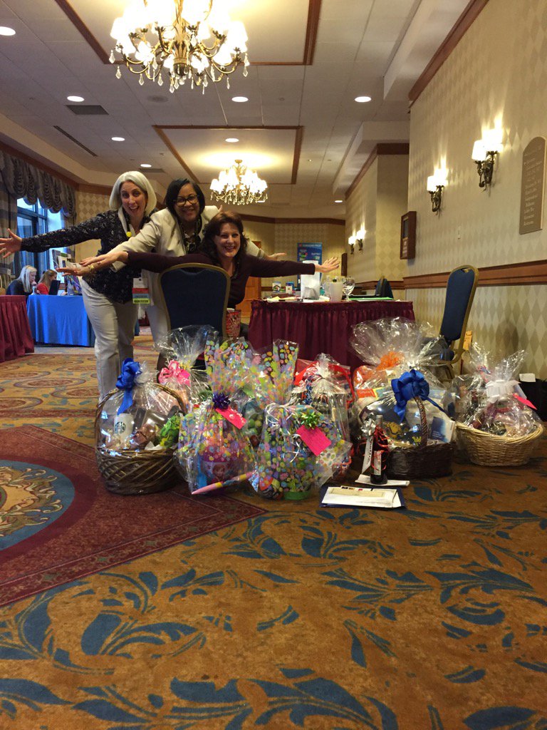 KlickaMaryann's tweet photo. The silent auction is done! Winners are being notified by the terrific trio. https://t.co/bLjeLxrw7D