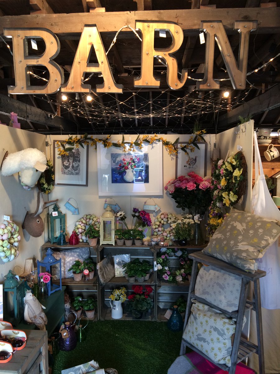 Makeitstalbans (@makeitstalbans) on Twitter photo Check out <a href="/SCollinsBarn/">Sarah Collins barn</a> great collection of unique and independent artists, mostly local to #herts Check out <a href="/SCollinsBarn/">Sarah Collins barn</a> great collection of unique and independent artists, mostly local to #herts