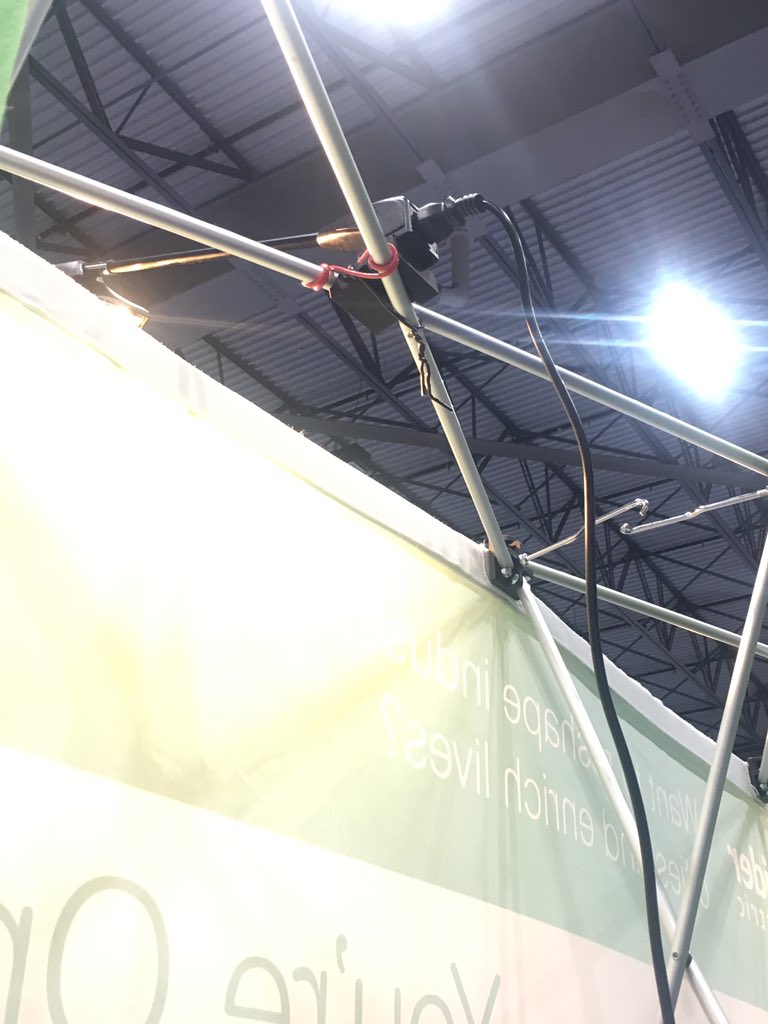 sarah_zachow's tweet photo. When your light breaks worry no more- #nsbe43 has Schneider Engineers to rig it up! #lifeison #lightison #segreatpeople https://t.co/cJcQaSnmOs