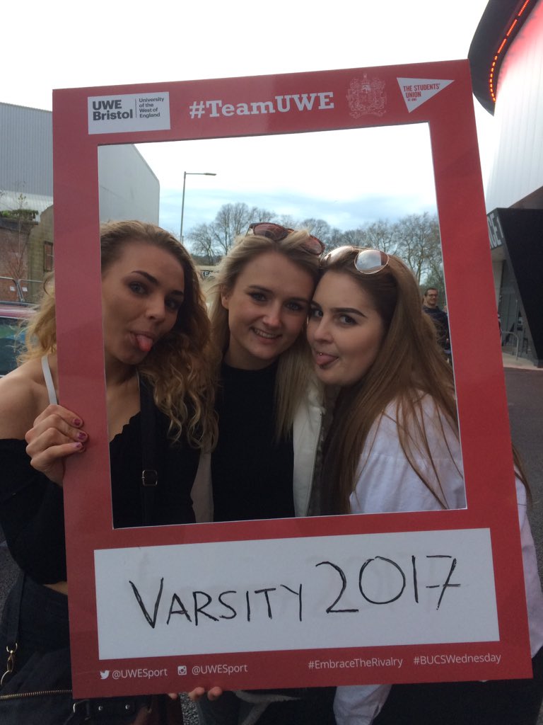 UWESport's tweet photo. Amazing atmosphere at tonight's game, well done @UWERUGBY @UWEWR #TeamUWE #EmbraceTheRivalry @TheSUatUWE @UWEBristol #uwevsuob https://t.co/UjfDF1c3UM
