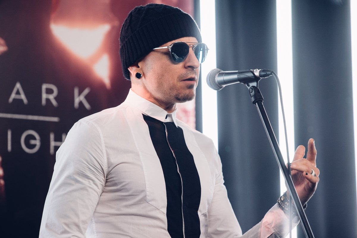 MidTeaPhoto's tweet image. Enjoy some more photos of @LinkinPark at the @YouTubeSpaceLon today