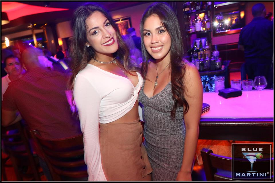 Happy #FridayEve Naples!  Enjoy Our Happy Hour 4-8PM today and Live Music tonight by <a href="/brassrootsband/">The Brass Roots Band</a> 🎸🎶 tonight at 7:30PM!