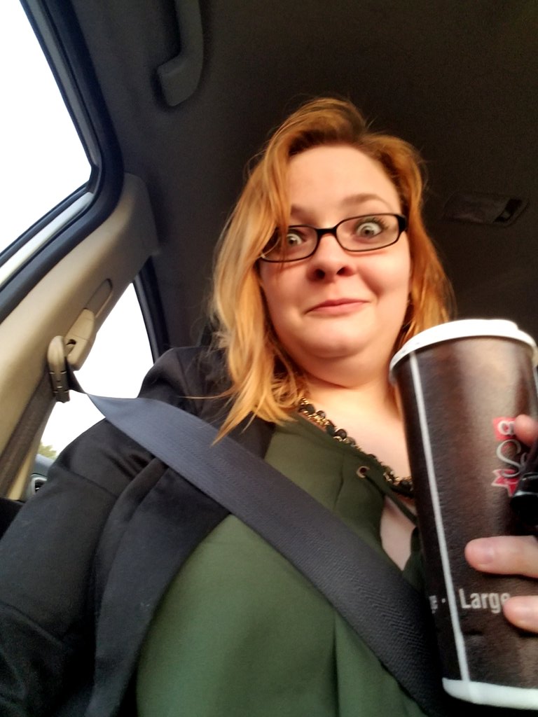 GeekGirlLyssa's tweet photo. #bitwitter #inarelationshipwithaguy #stillfindwomensexy #ihadcoffee https://t.co/ecZxG6E89x
