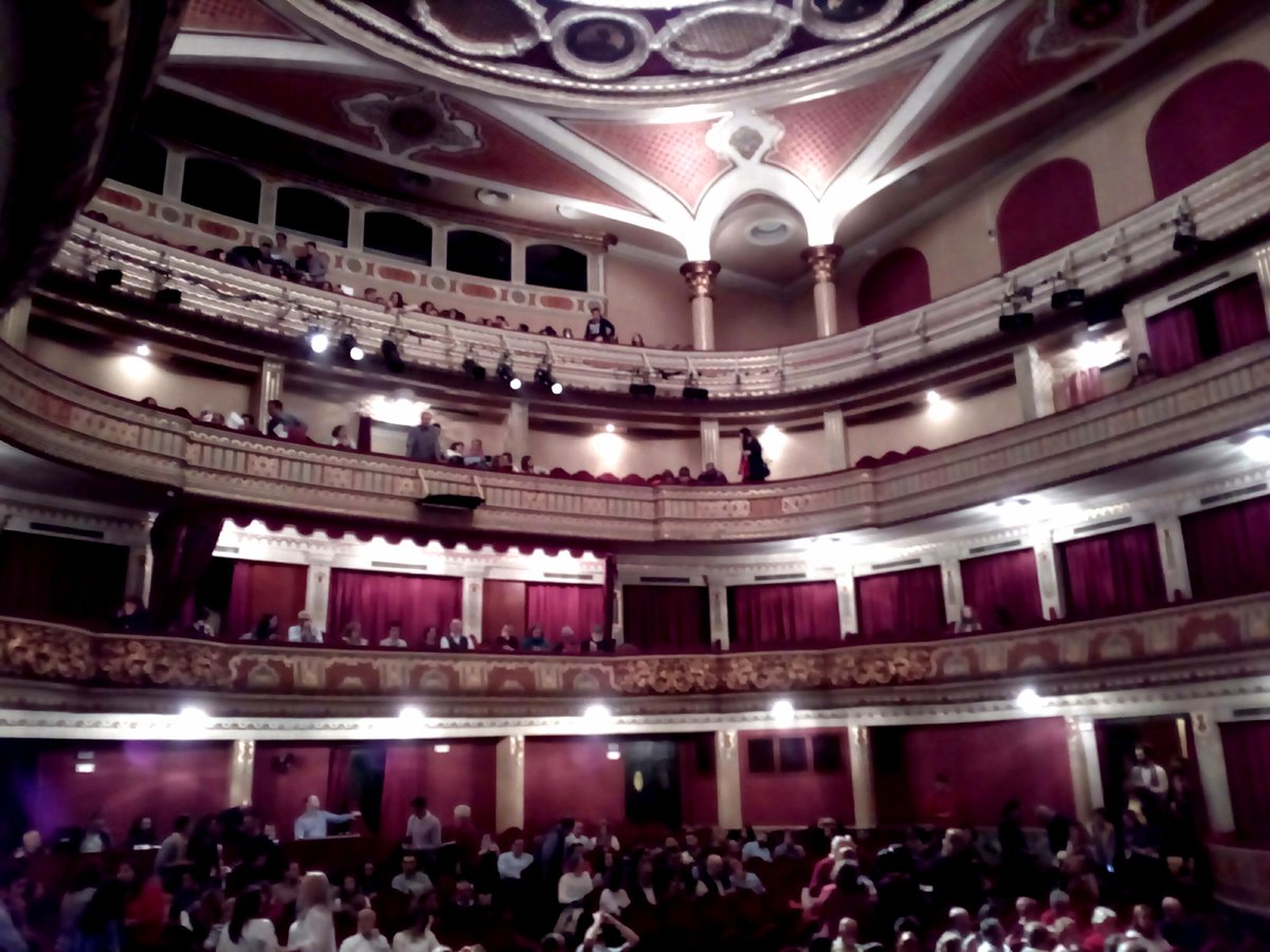 Otra noche de cine en el #LopeDeVega, no deja indiferente <a href="/GerminalMusical/">Germinal El Musical</a>. Mañana más! <a href="/BSLiceodeMoguer/">BS Liceo de Moguer</a>