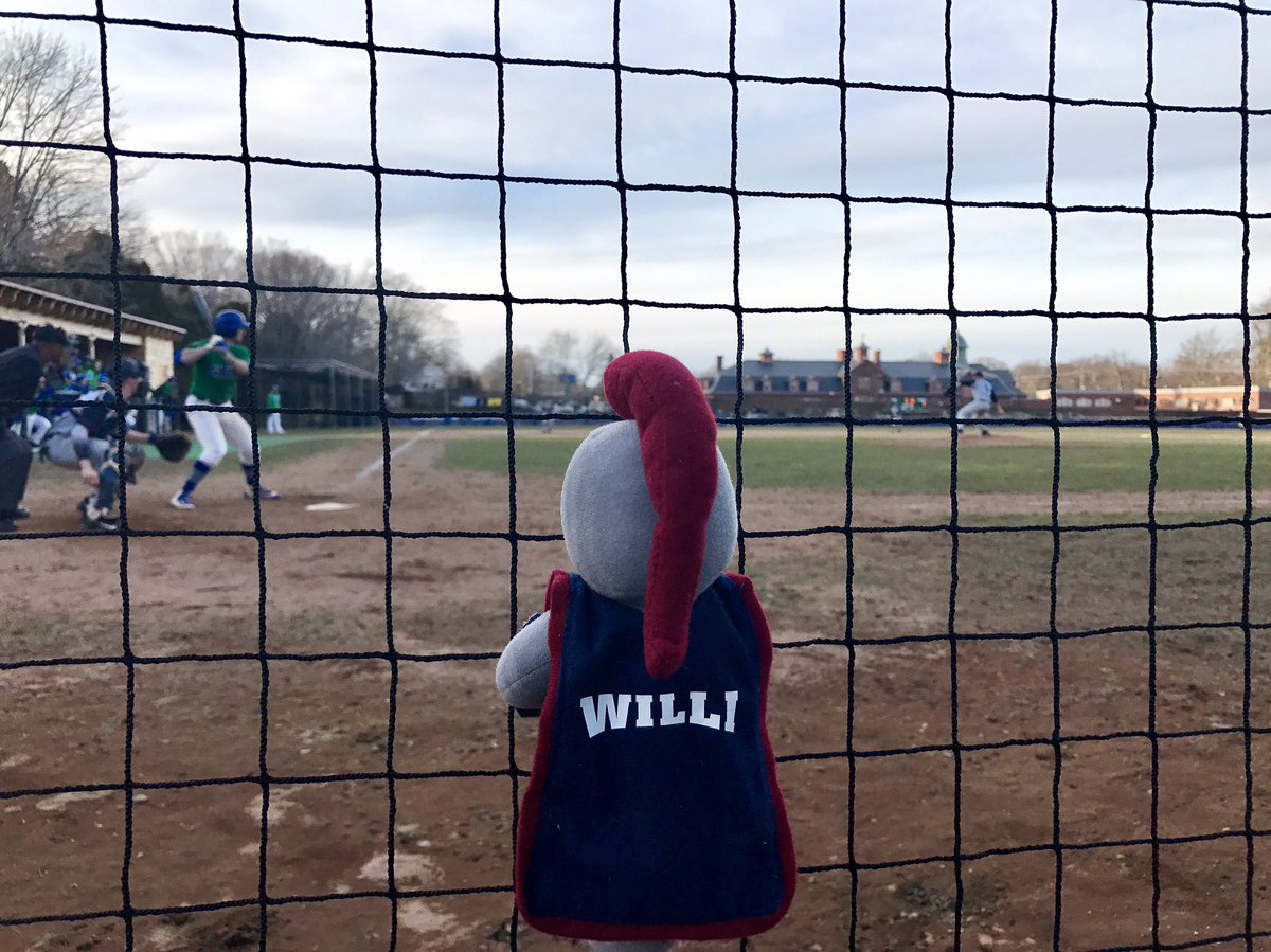 easternctalumni's tweet photo. #WheresWilli Today Willi traveled to Salve Regina University to watch our Men's baseball team come from behind to beat Salve 9-5⚾️ #GoEast https://t.co/RG0GN1omo2