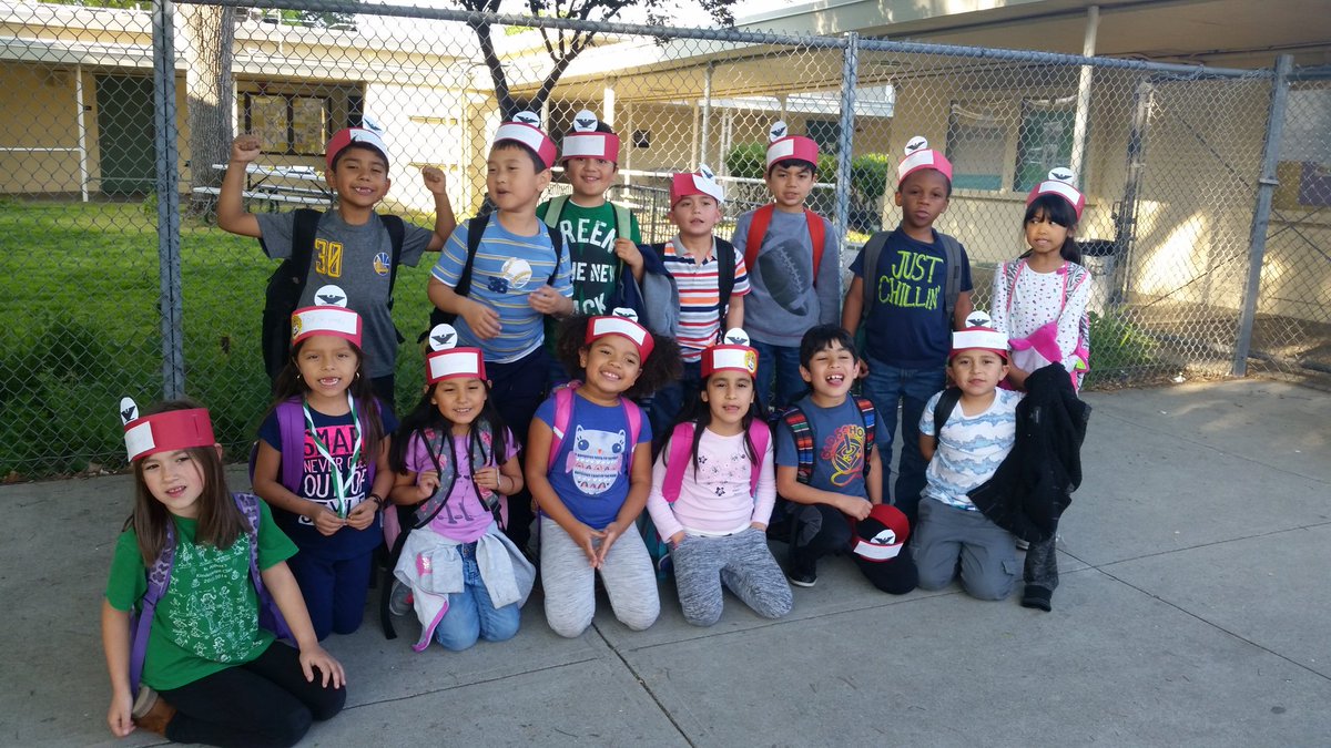 FAIROAKSASP's tweet image. We celebrated Cesar Chavez by making &quot;si se puede hats&quot; #asprocks #weloveasp