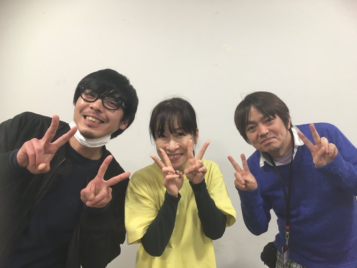 Miko ブンブン エイト大放送本日最終回 構成作家さんと写真撮りましたあー 最終回は誰がアイドルソング歌うのかな 楽しみにしててください Akbチームエイト ブンブンエイト 大放送 ダンス指導