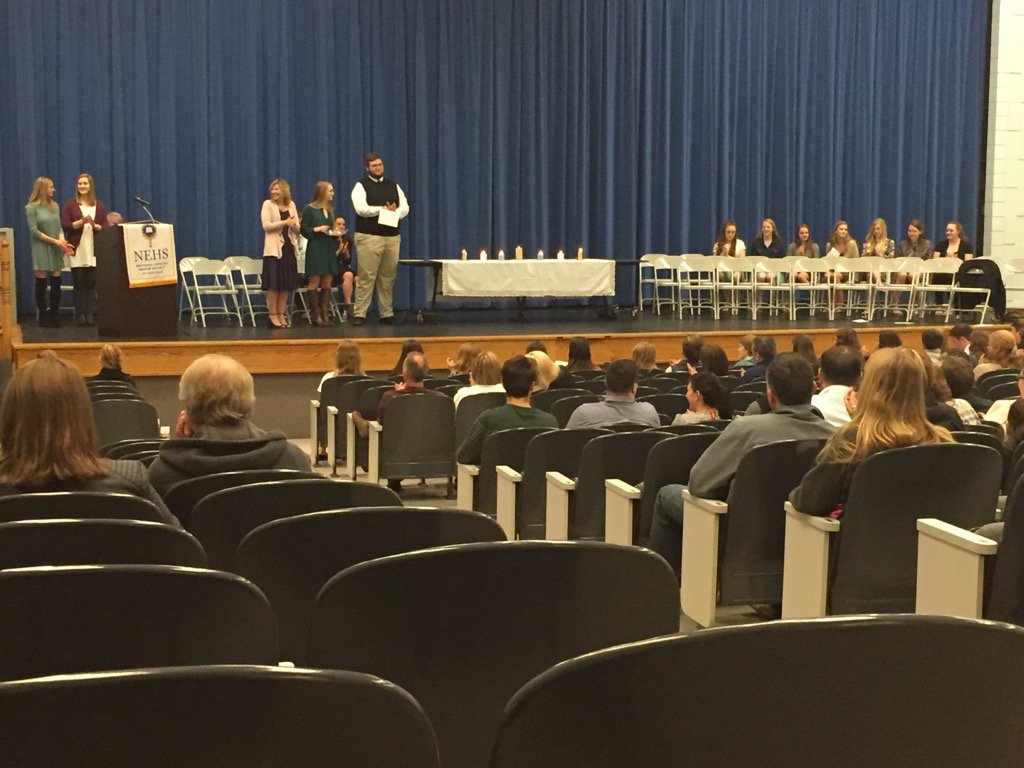 JTL1221's tweet photo. Congratulations to the newest CHS National English Honor Society inductees! https://t.co/NYeuViGdU3