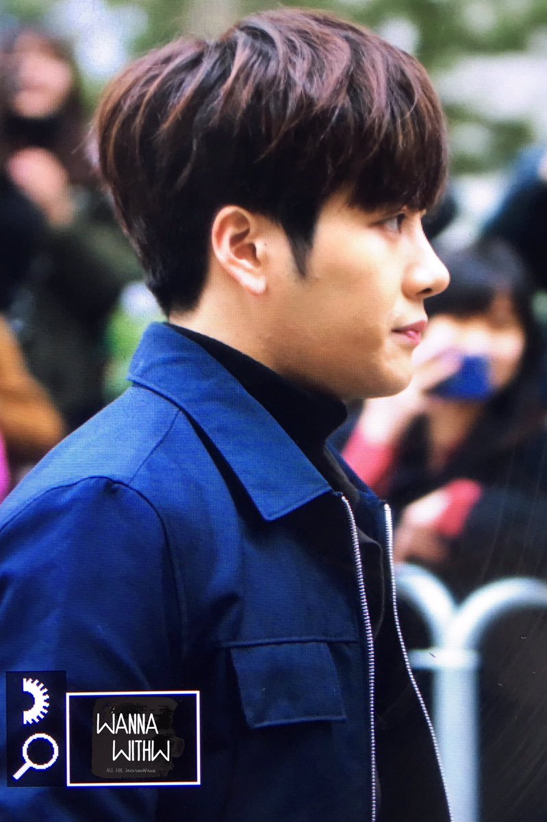 170331 뮤뱅 출근 
 #잭슨 #갓세븐 #JacksonWang #GOT7 #KINGJACKSONDAY
