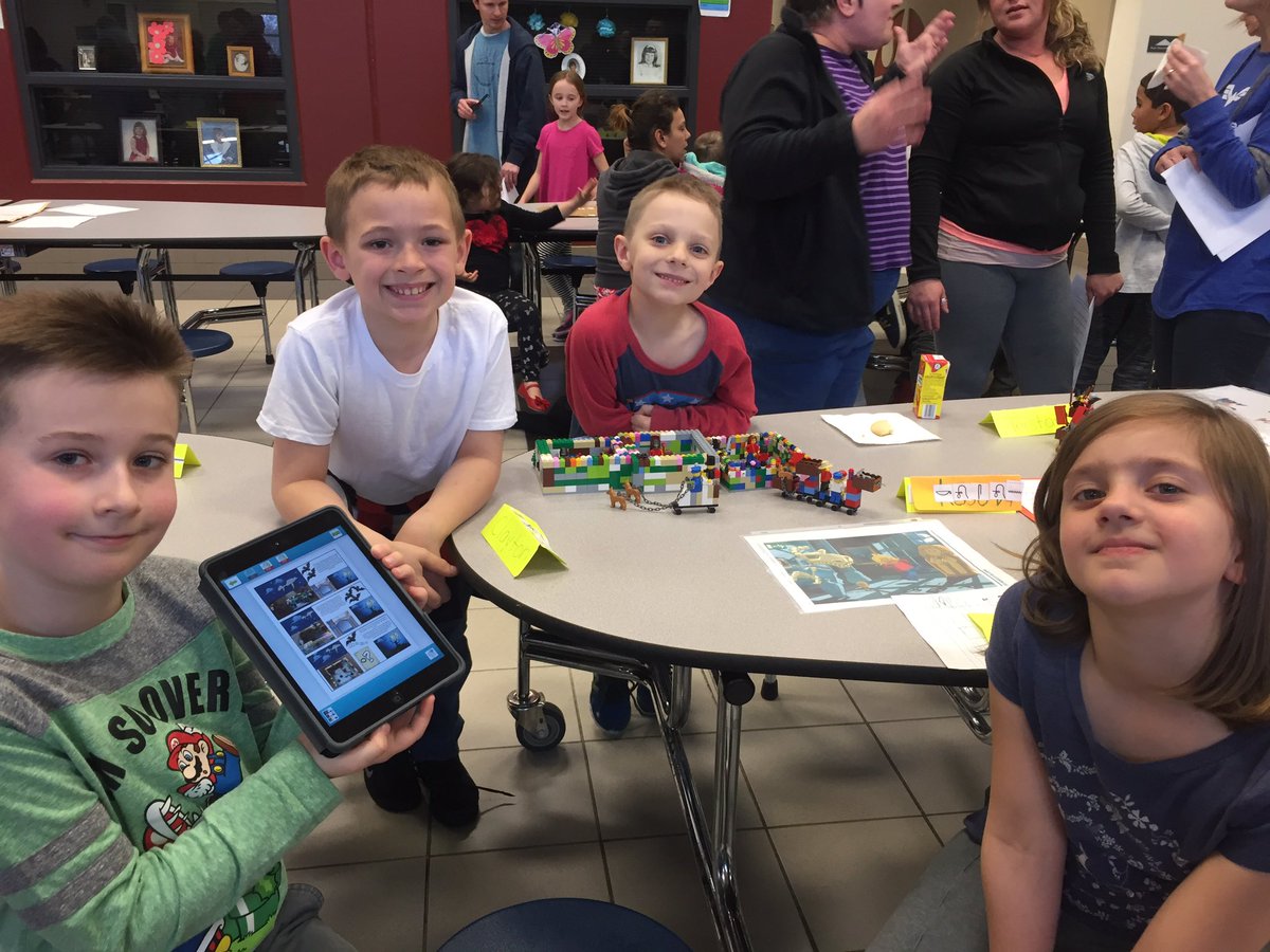 kimbrown106's tweet photo. Lego Presentation #legostorystarter #story visualizer @MsideElemSCCSD #IASTEM https://t.co/xxHy2BEp5w