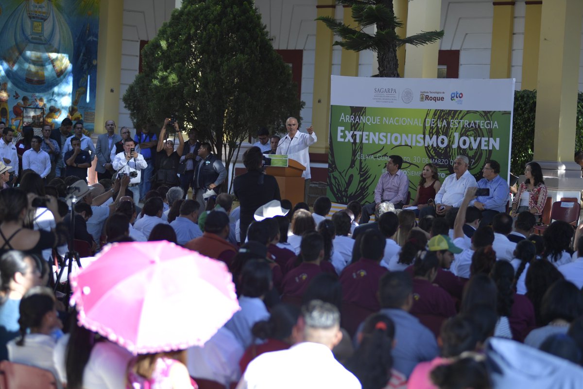 Agricultura_mex's tweet photo. "A los jóvenes tenemos que demostrarles que el campo es buen negocio, que es una actividad de la que se puede vivir bien": @ppcalzada https://t.co/WBJQho9NLZ