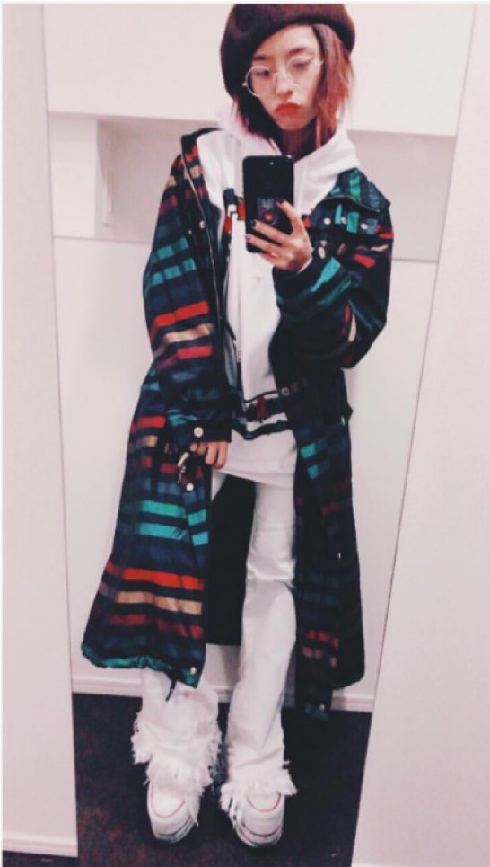 Egirls76126641's tweet image. なぜ、さーちゃんはそこまでかわいいの💓💓ほんとにスタイルいいしオシャレすぎる💓
#Happiness
#SAYAKA
#かわいいと思う人RT
#大好きな人RT
#拡散希望