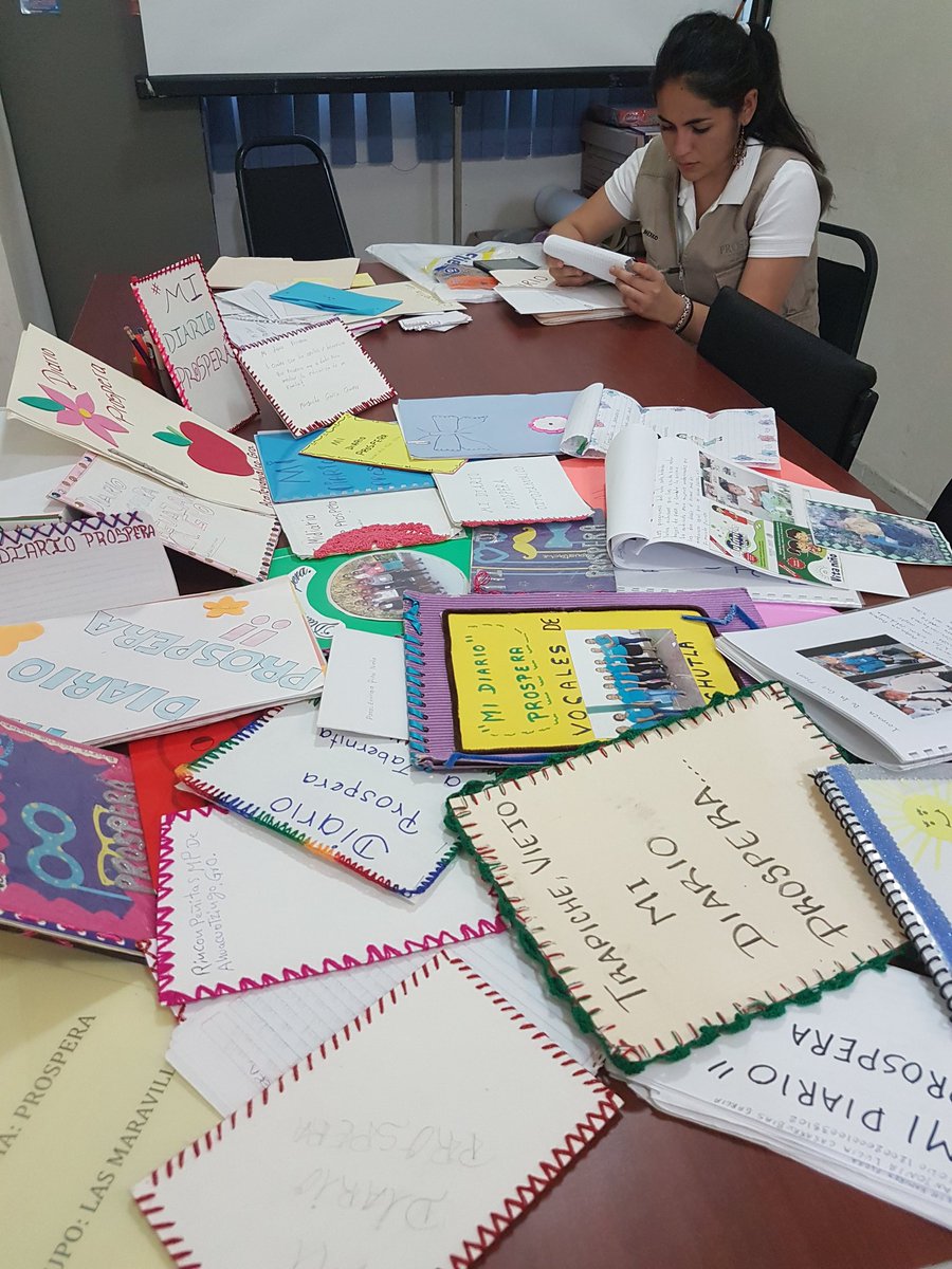 chistovery's tweet photo. @Prospera_MX gracias a los EFC de #Prospera_Gro por su compromiso! Coordinadora @paula_hdz sus Vocales le mandan muestras de agradecimiento. https://t.co/b6h1RuQkdJ