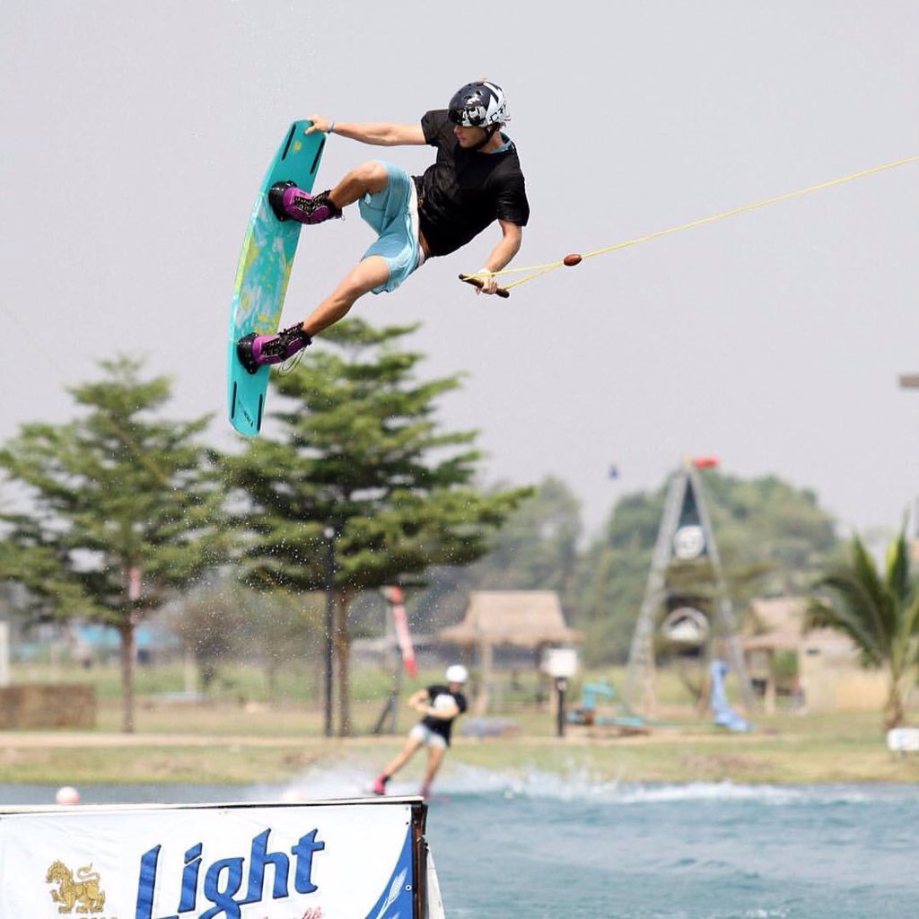 Warm EDGEtv Welcome to this shredder <a href="/mattyhasler/">mattyhasler</a> !