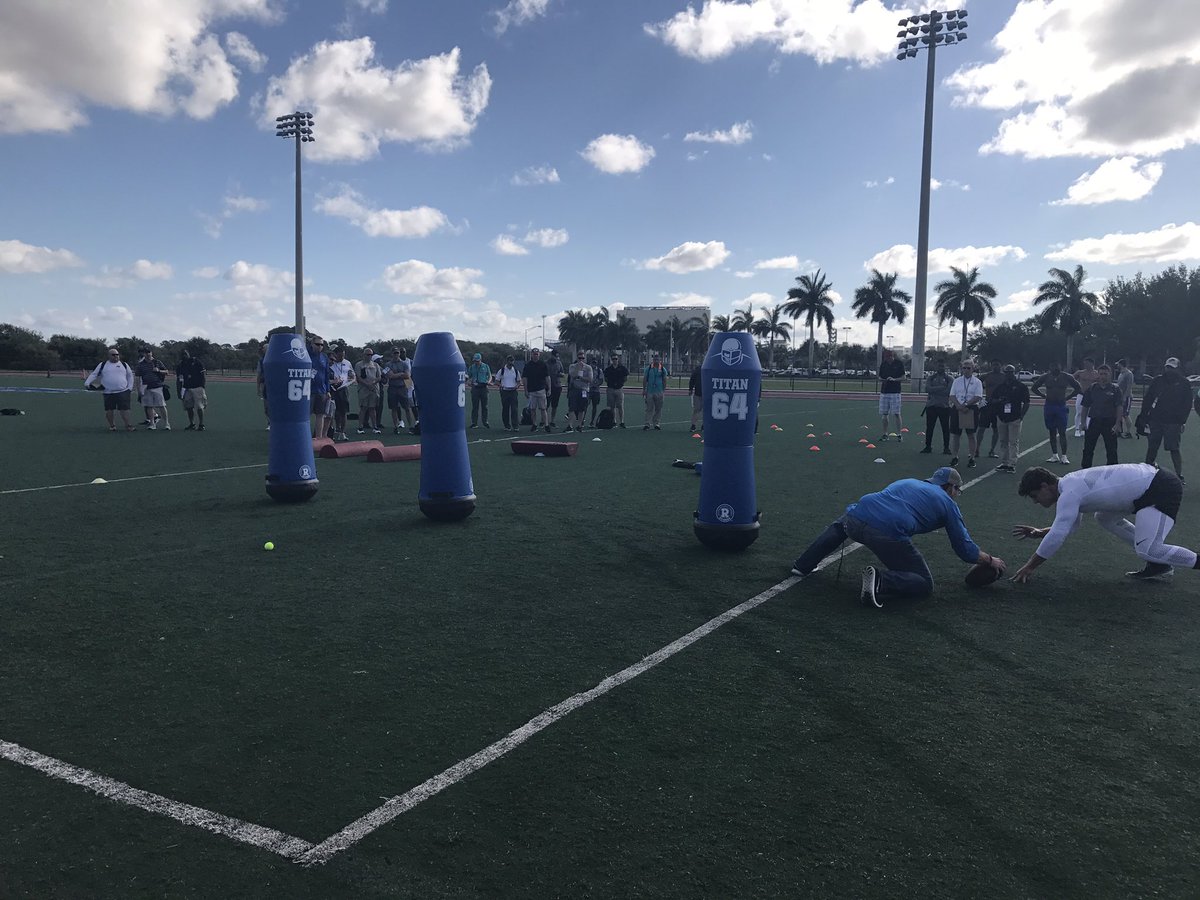 TheLandanSalem's tweet image. Another day. Another dollar #PROwls