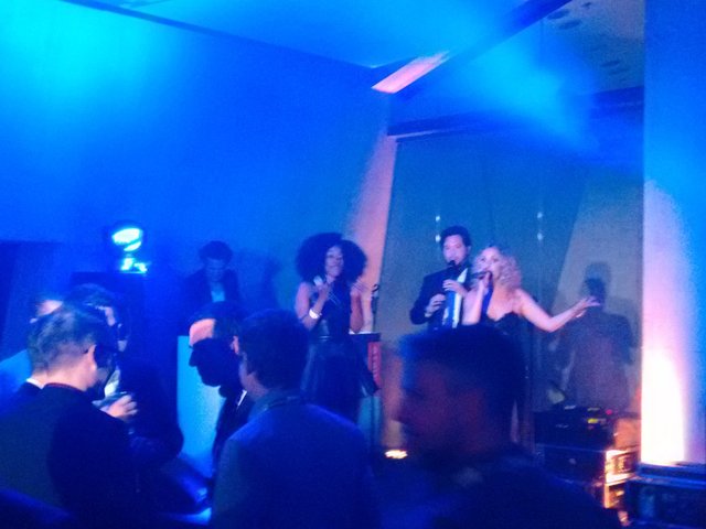 VannessTks's tweet photo. #elementsof Pop Pop Popmusic #iamlenovo https://t.co/rzS8c9FpQG https://t.co/IZoIhXa9NB