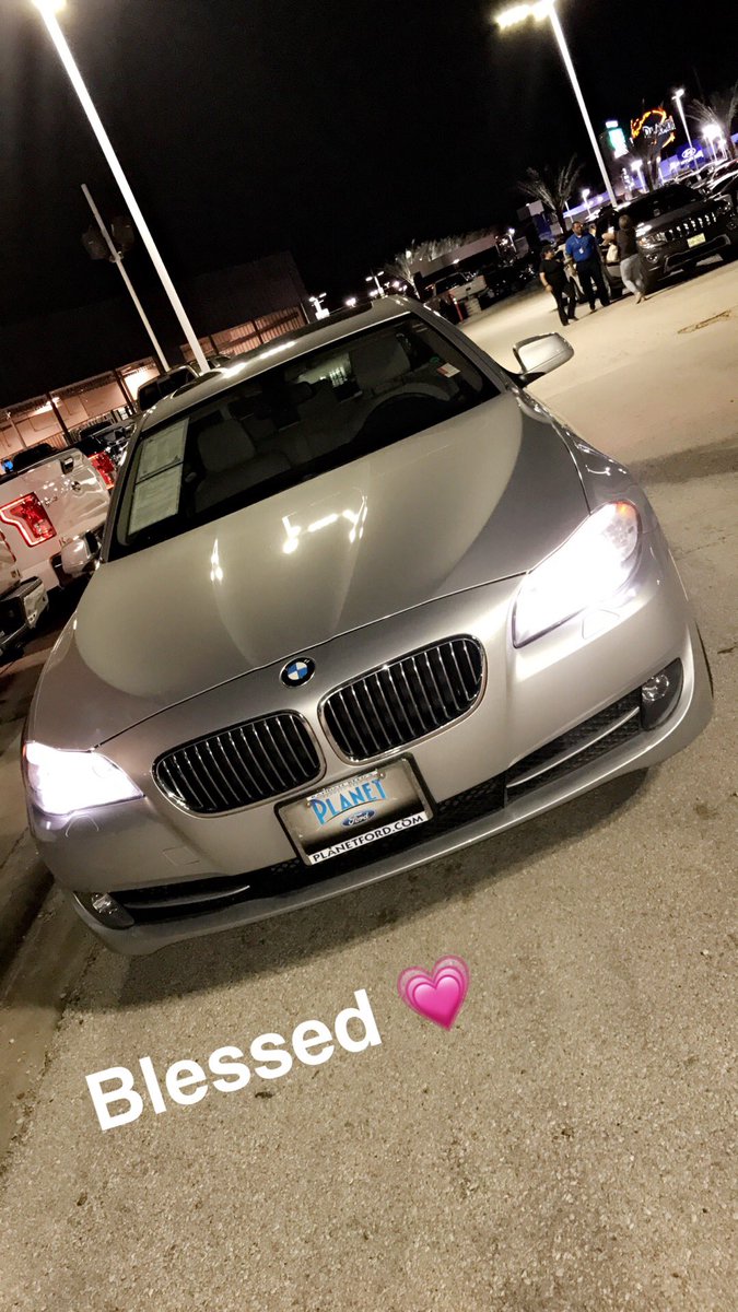 taramichelle143's tweet image. When you think you're just going out to eat &amp;amp; get surprised with a new car!!! 💗💗 Just thankful &amp;amp; blessed ✨